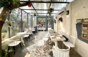 Instagrammable cafe in Kolkata with aesthetic decor and cozy ambience.